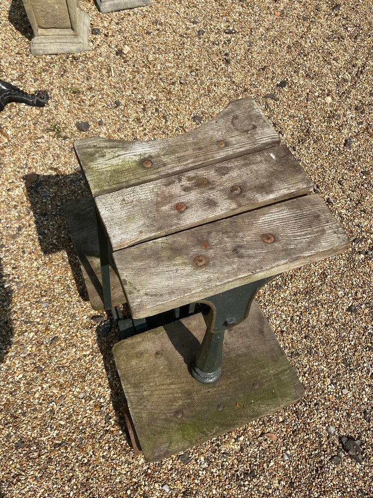 Early 20th Century Cast Iron Farmyard Sack Weighing Scales, Garden DecorVintage FrogFurniture