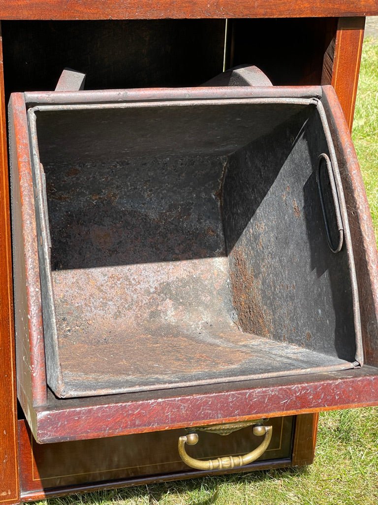 Late 19th Century Inlaid Mahogany Coal Storage PurdoniumVintage FrogFurniture