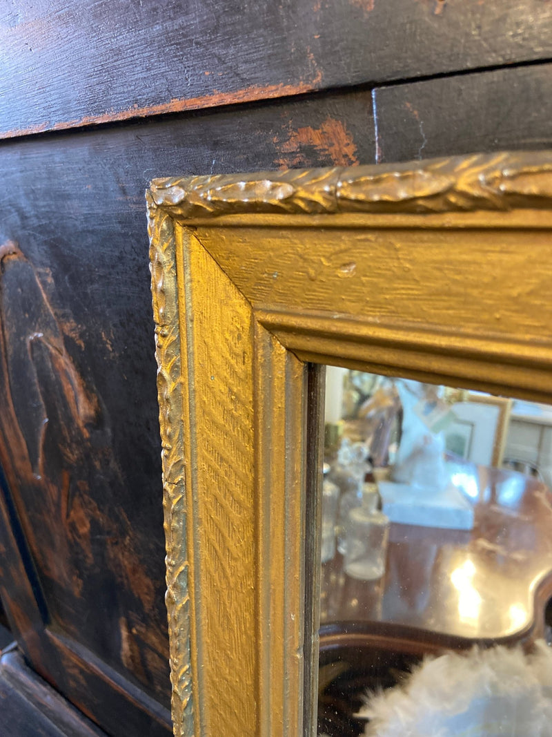 Vintage Gilt Gold MirrorVintage Frog