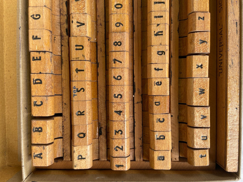 Vintage Wooden Letterpress Numbers, Letters and Symbol Printing BlocksVintage Frog
